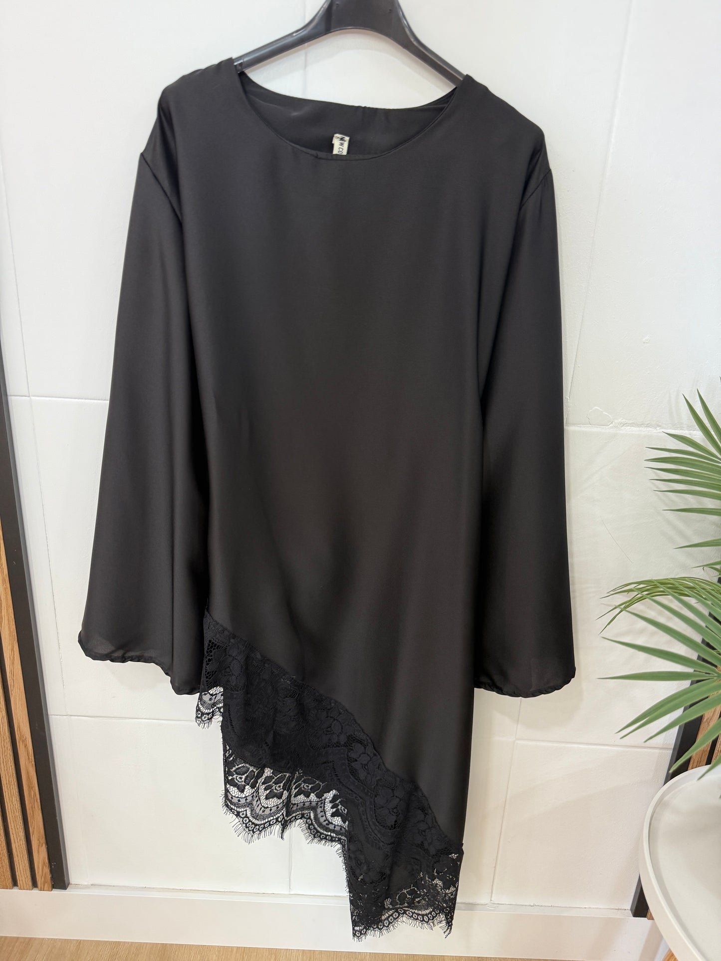 BLUSA ENCAJE