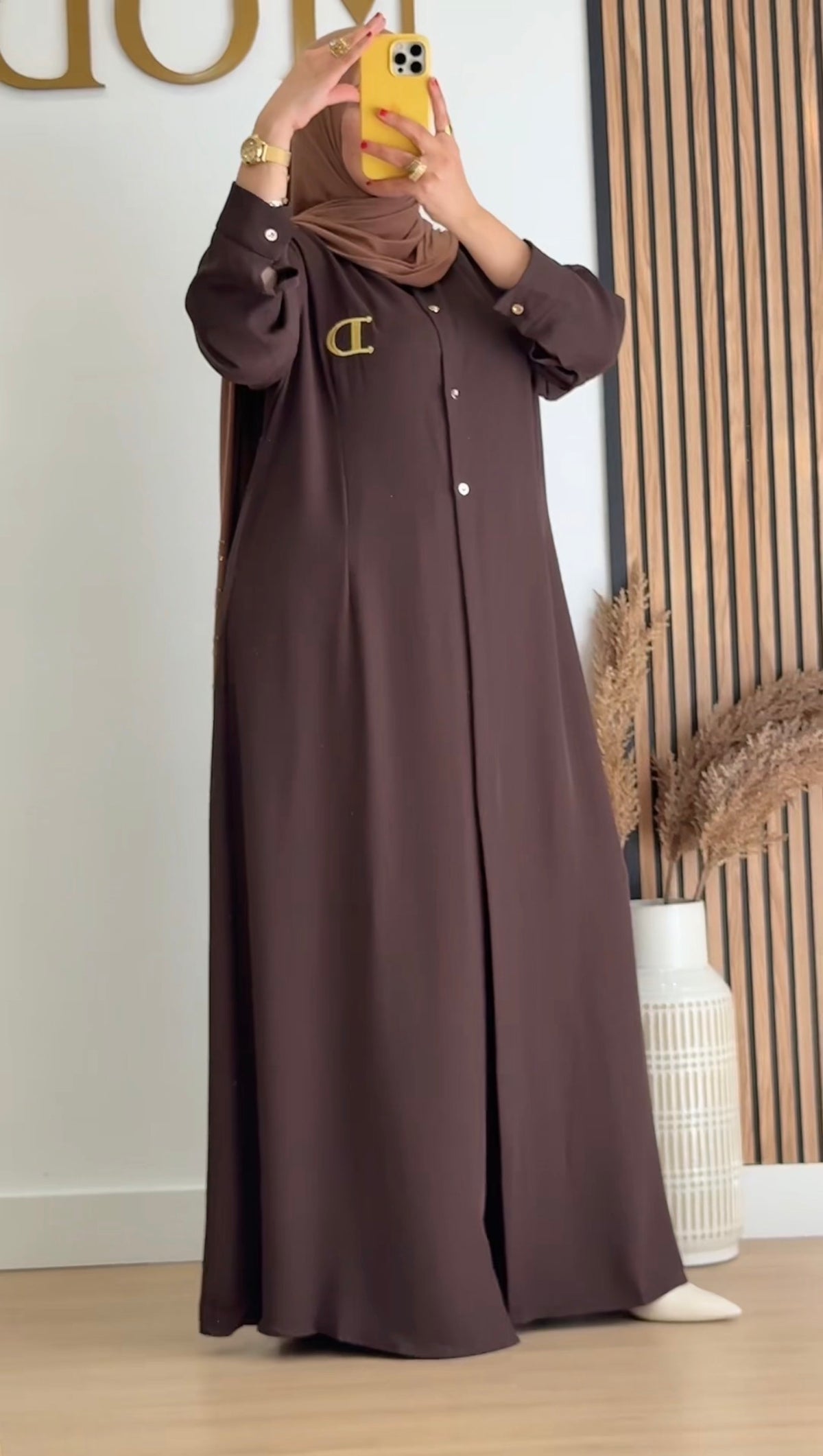 CONJUNTO AMIRATI