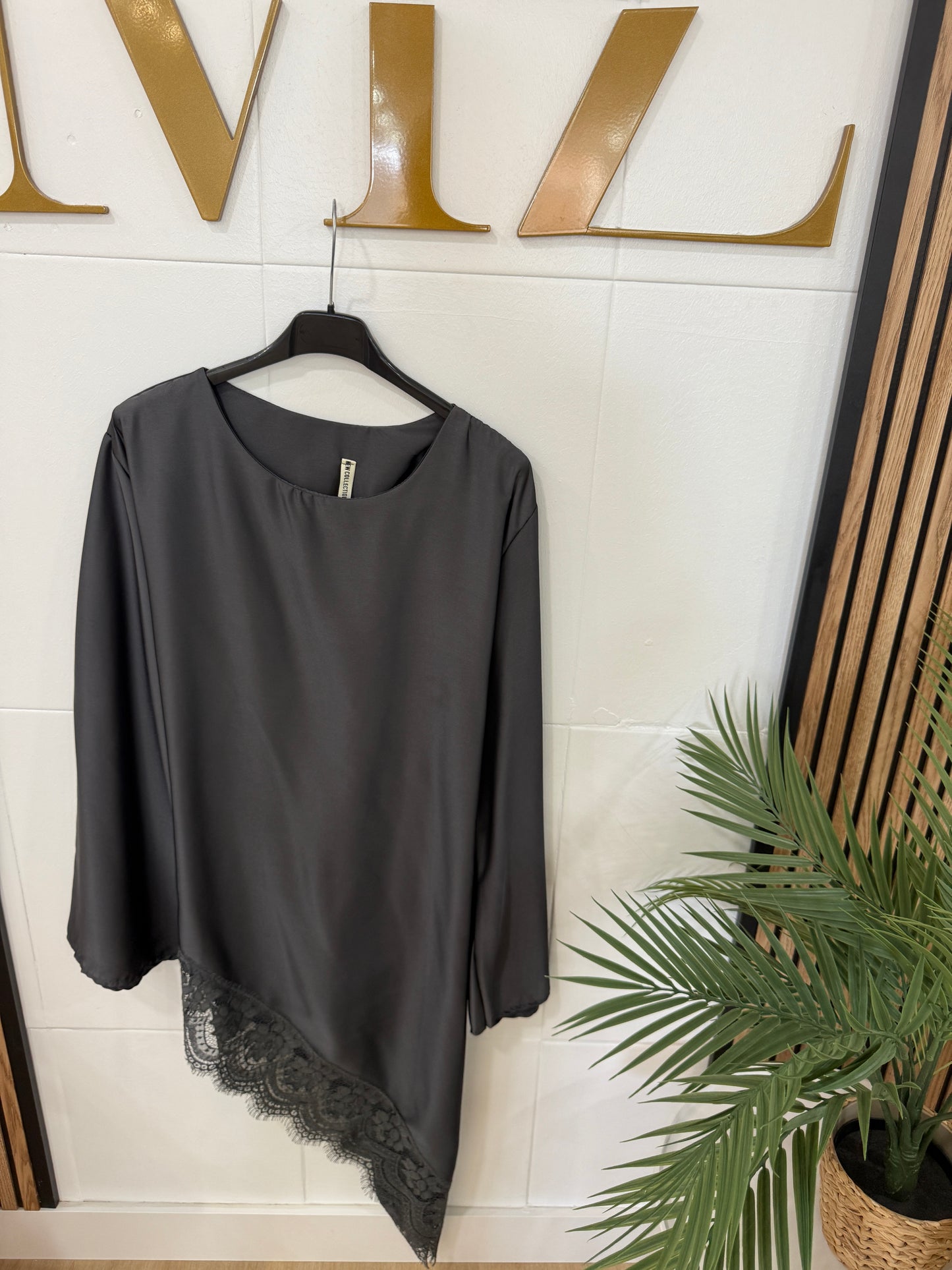 BLUSA ENCAJE