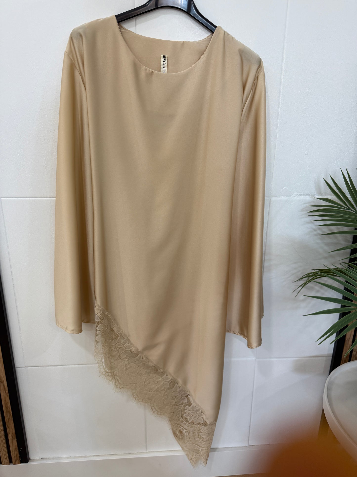 BLUSA ENCAJE