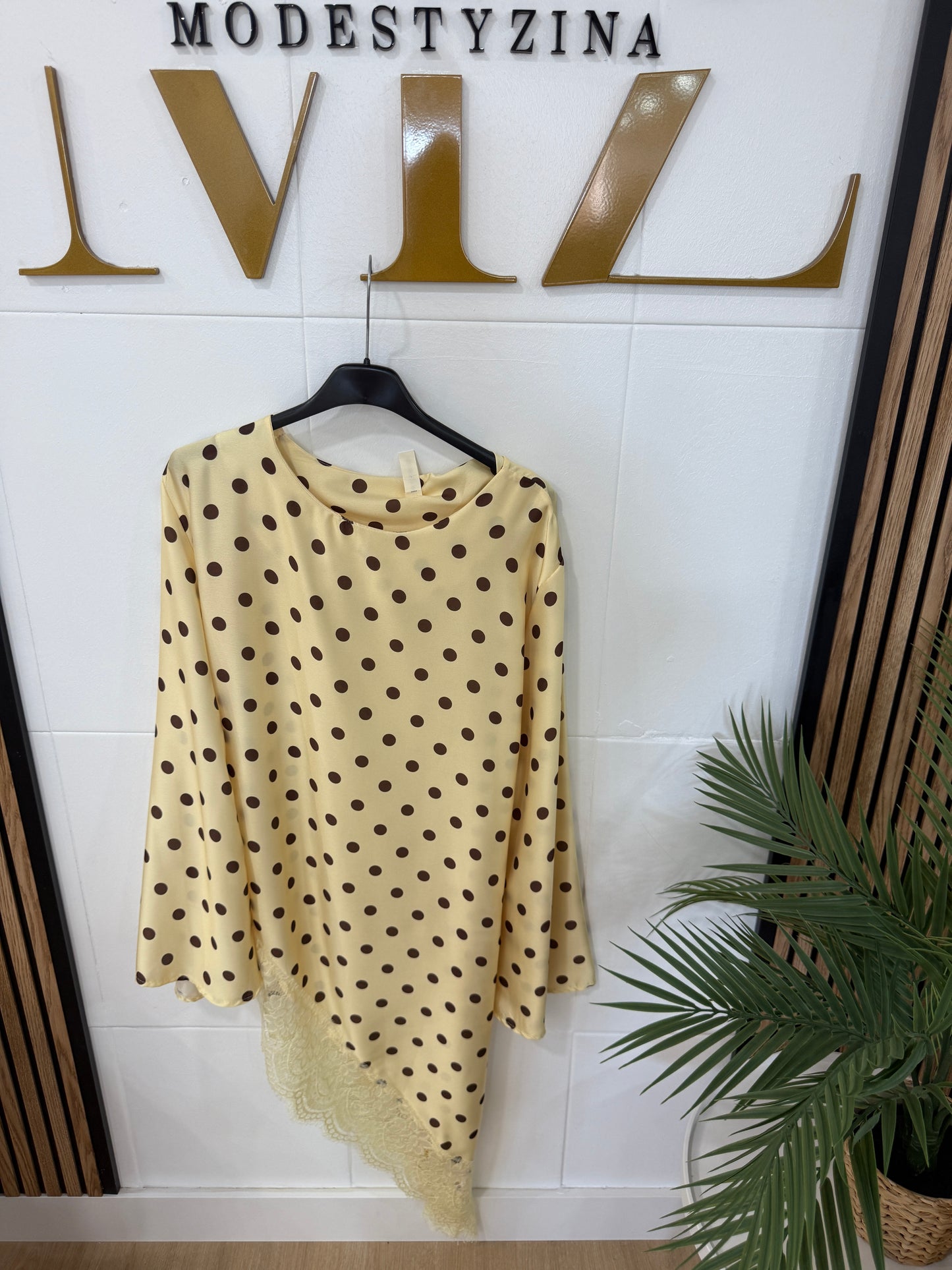 BLUSA ENCAJE LUNARES