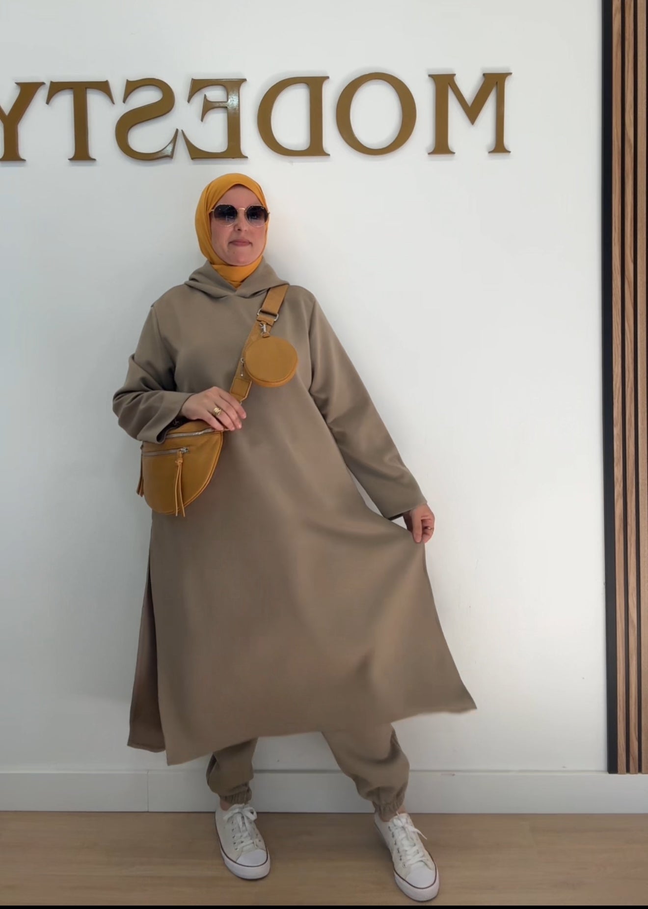 CHÁNDAL LARGO
