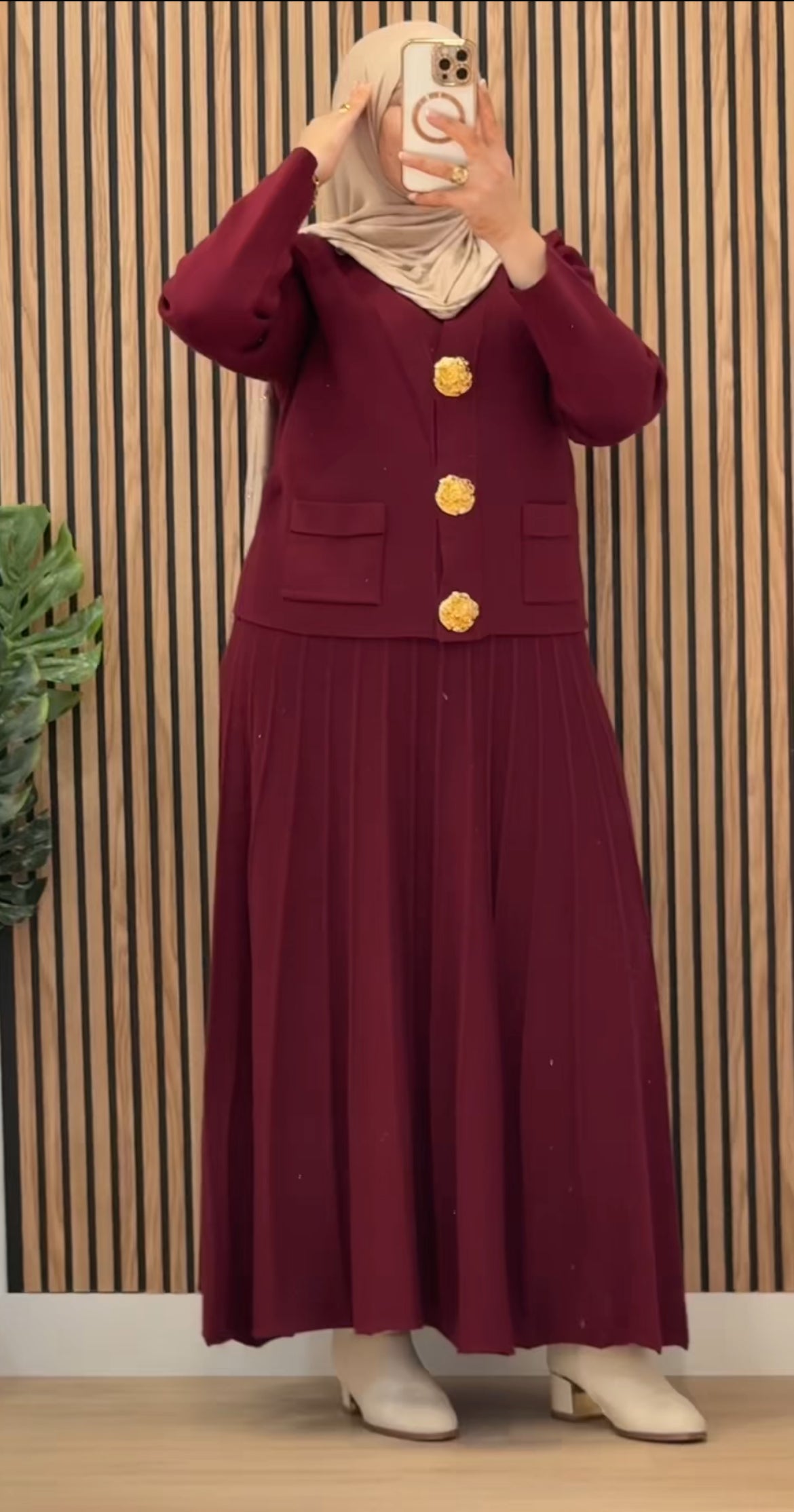 CONJUNTO DE FALDA BOTONES