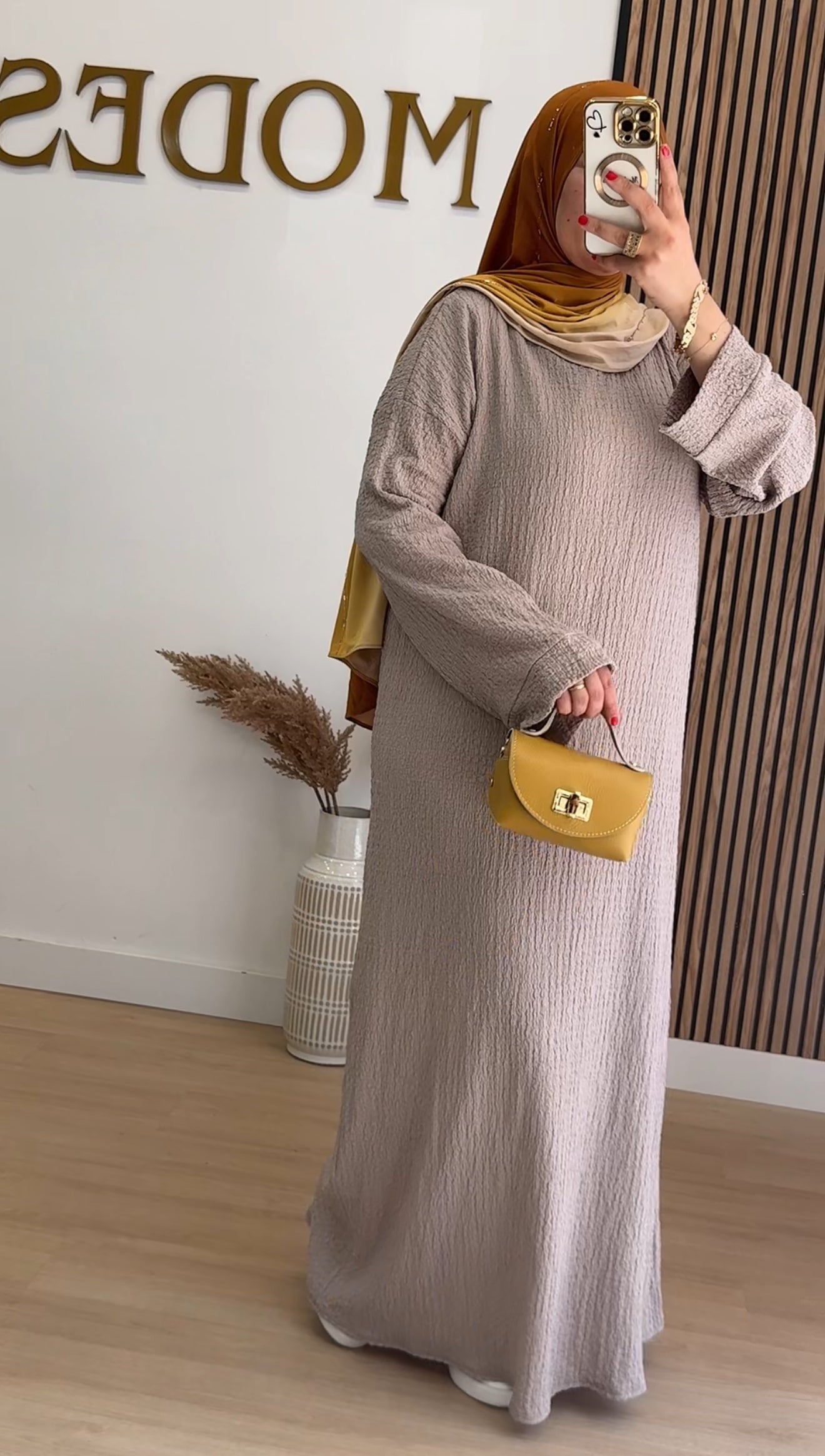 VESTIDO MOUNYA