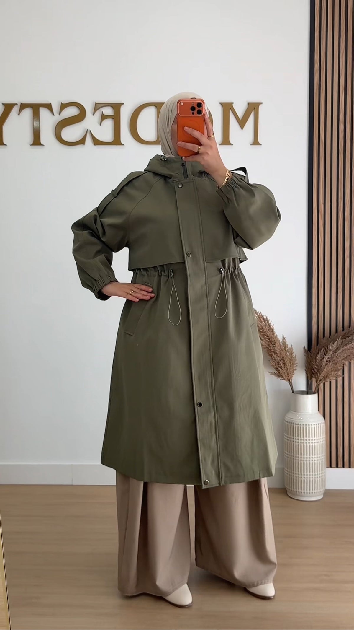 GABARDINA HANAN