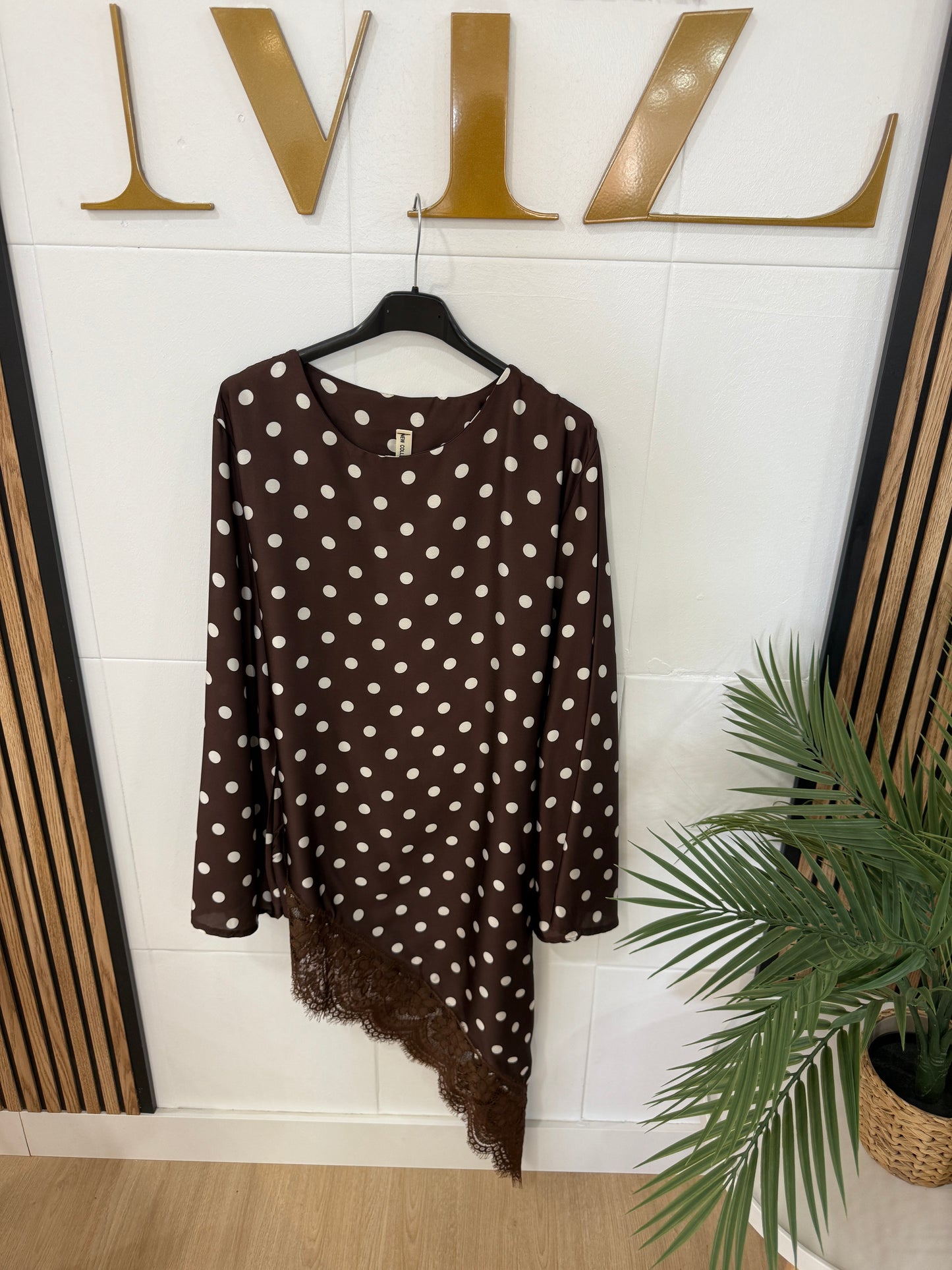 BLUSA ENCAJE LUNARES