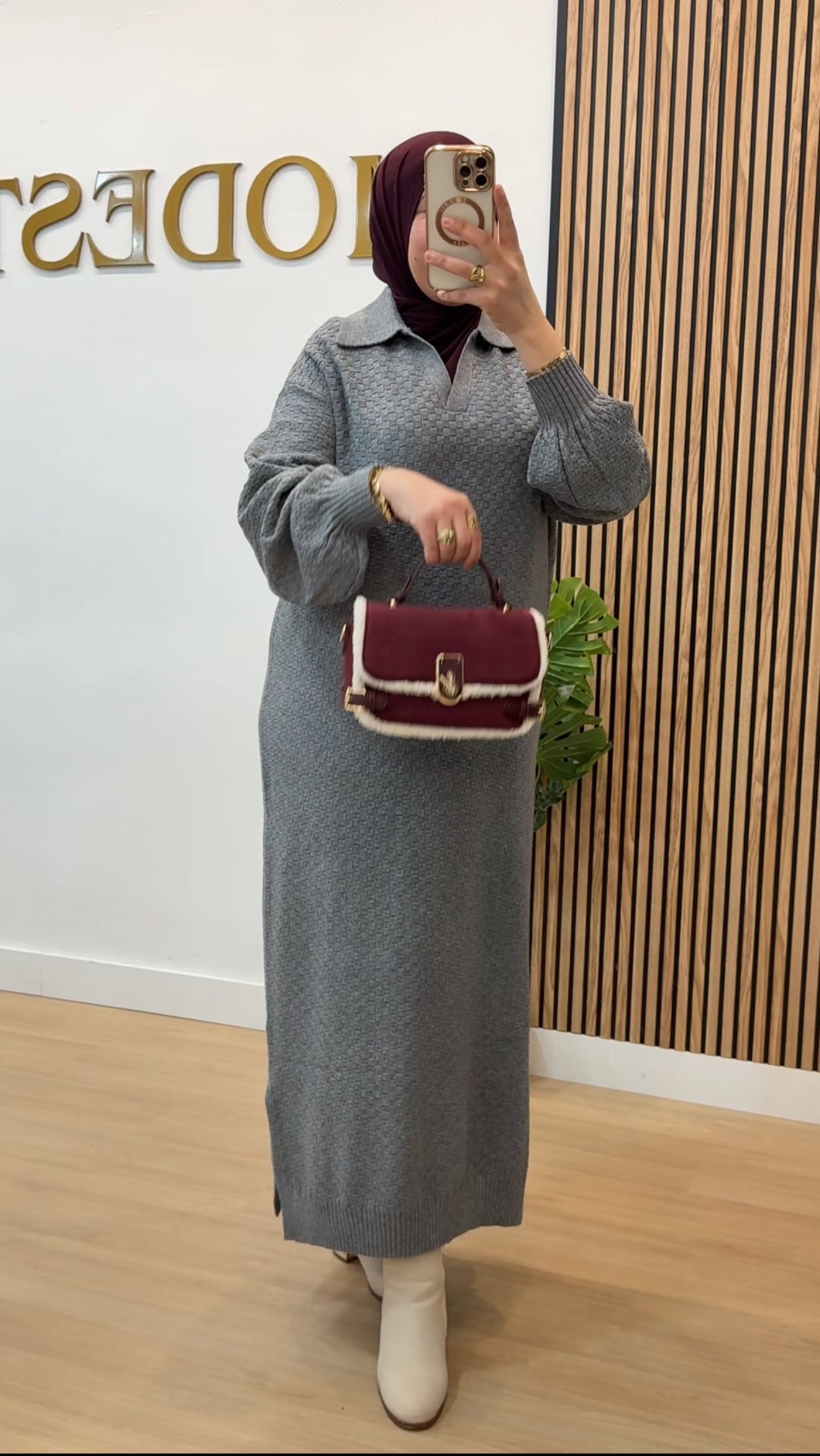 VESTIDO CON PANA DE CUELLO