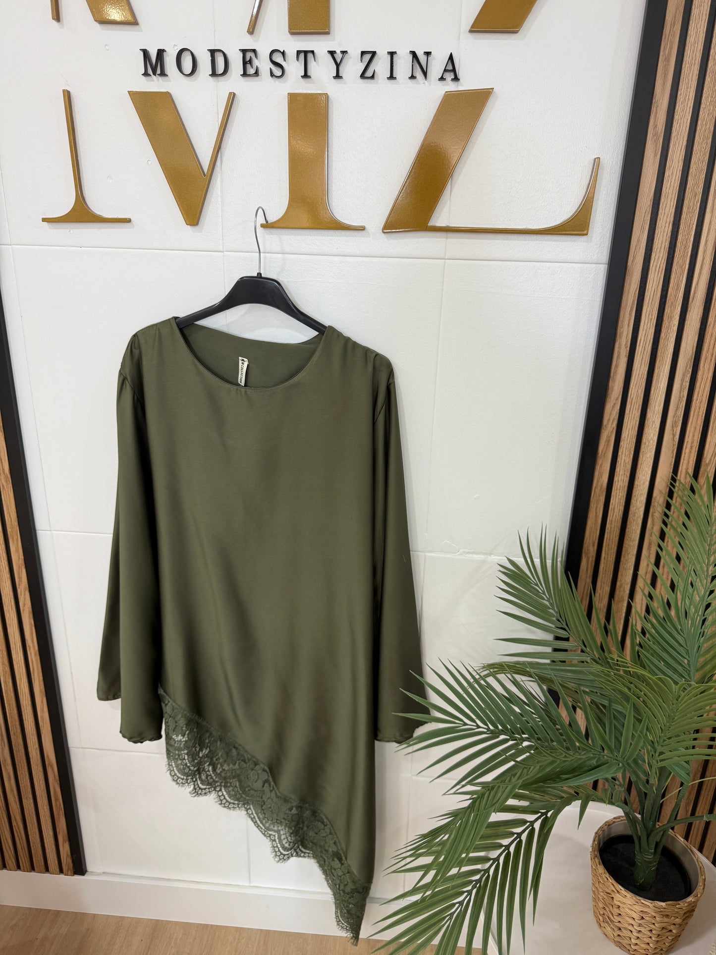 BLUSA ENCAJE