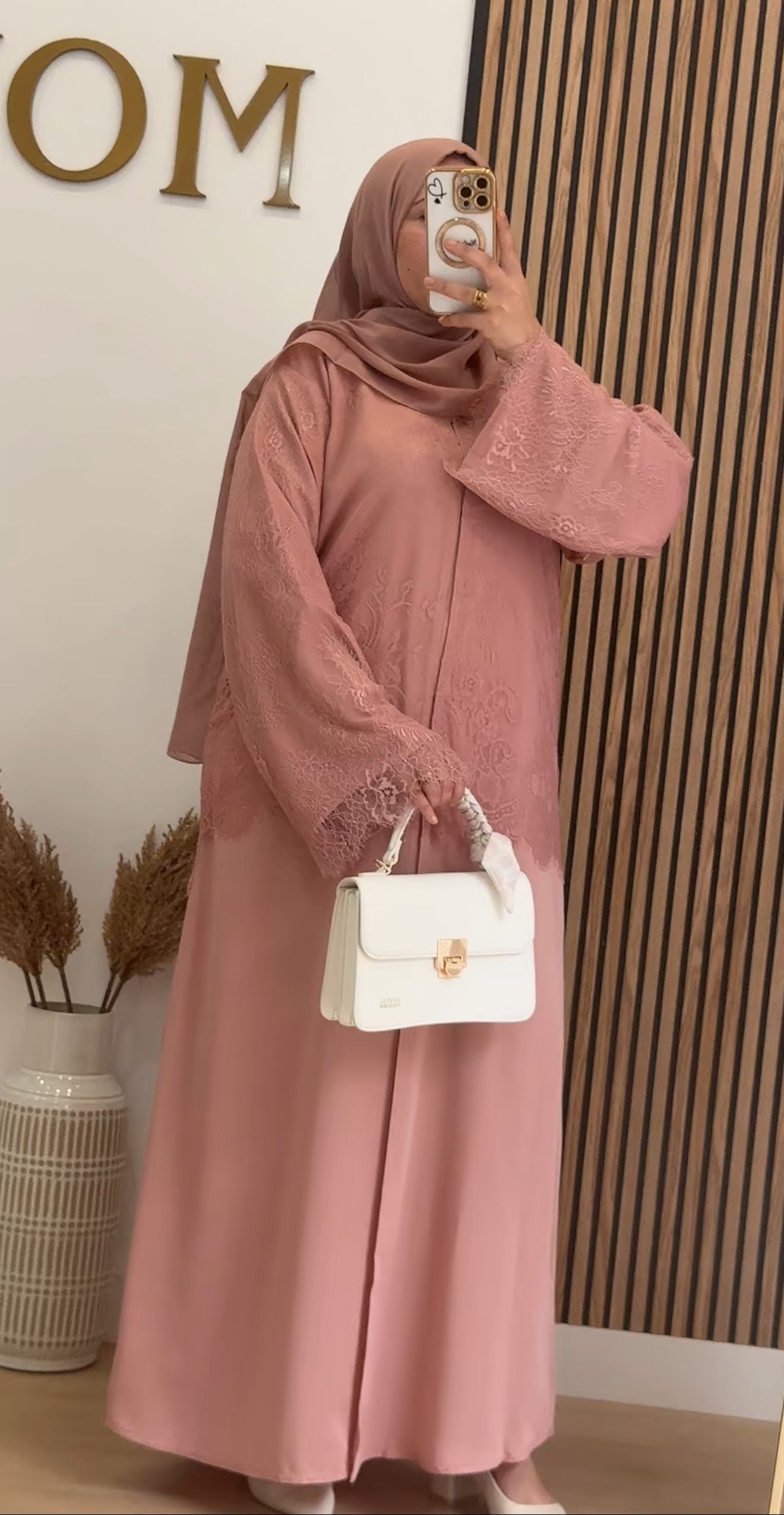ABAYA SAMYA
