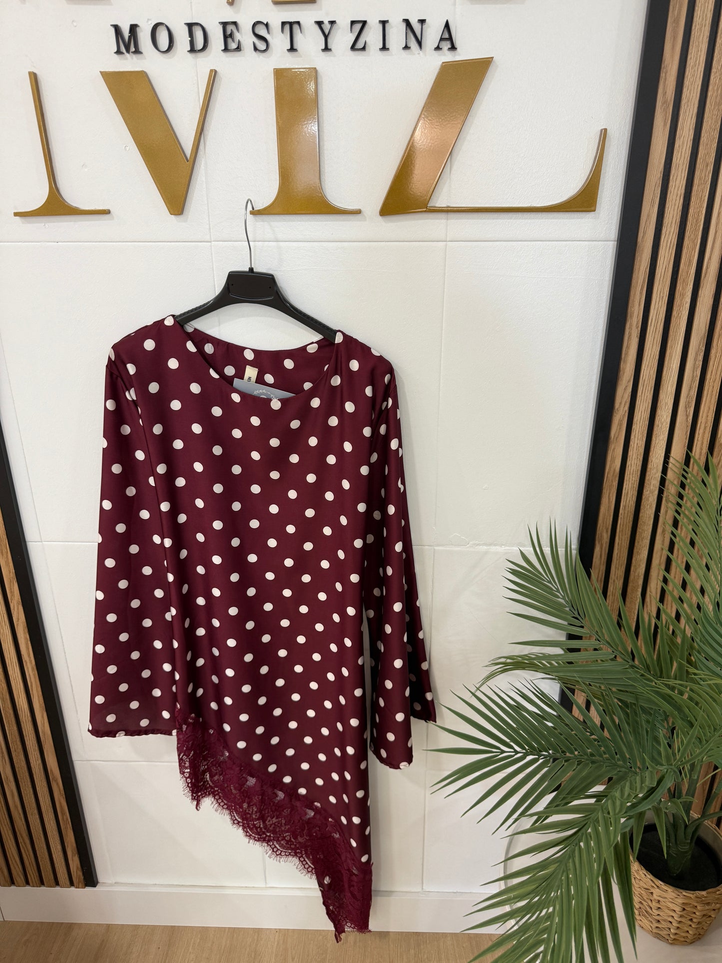 BLUSA ENCAJE LUNARES