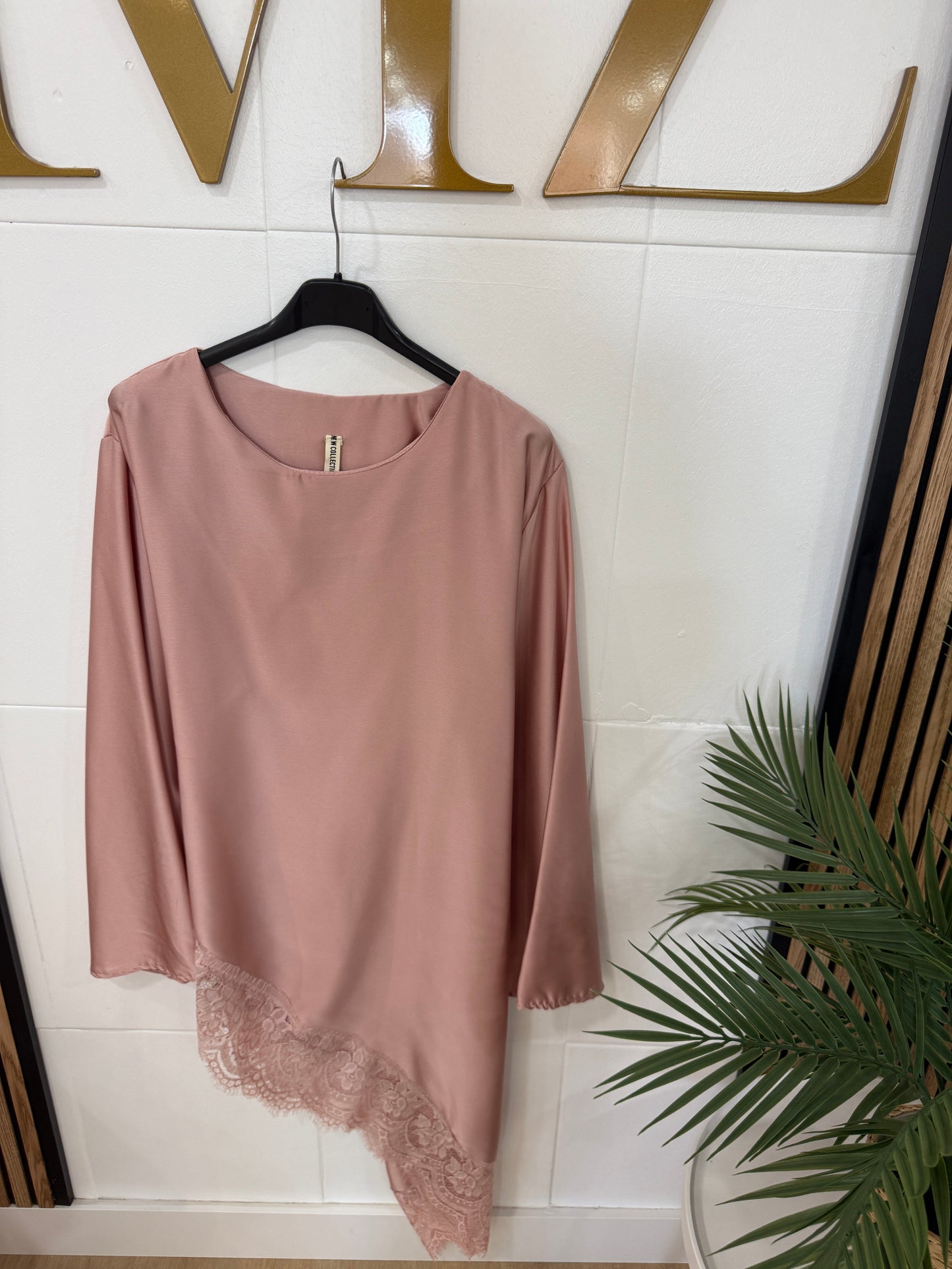 BLUSA ENCAJE