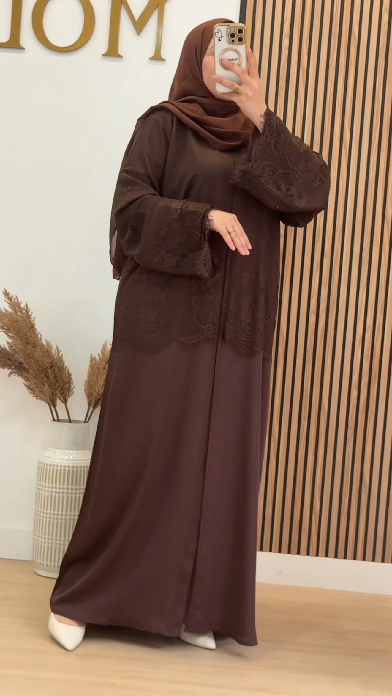 ABAYA SAMYA