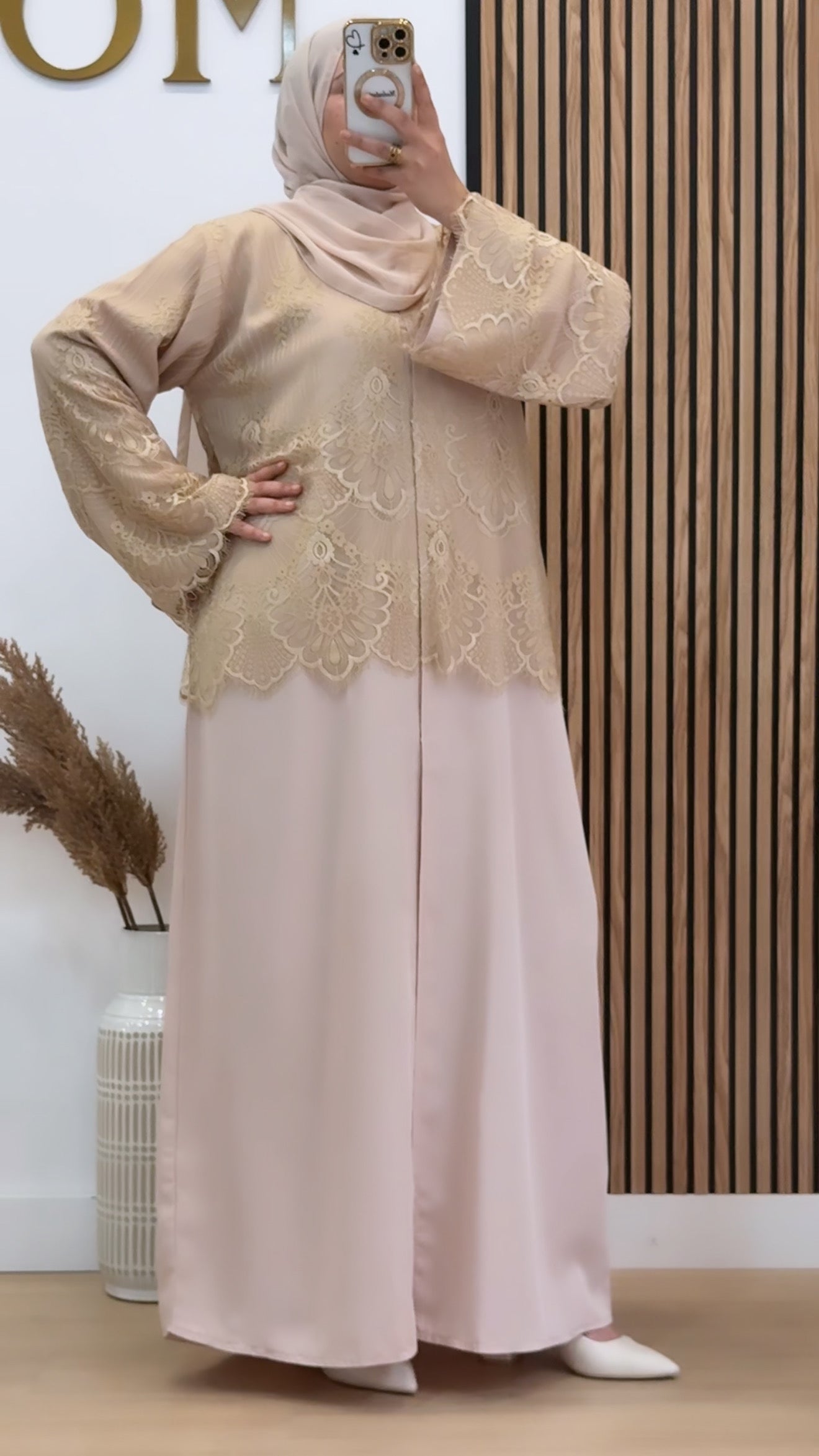 ABAYA SAMYA