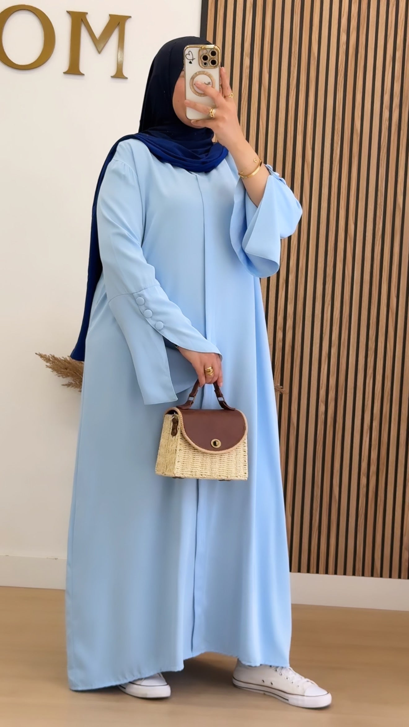 ABAYA JANA