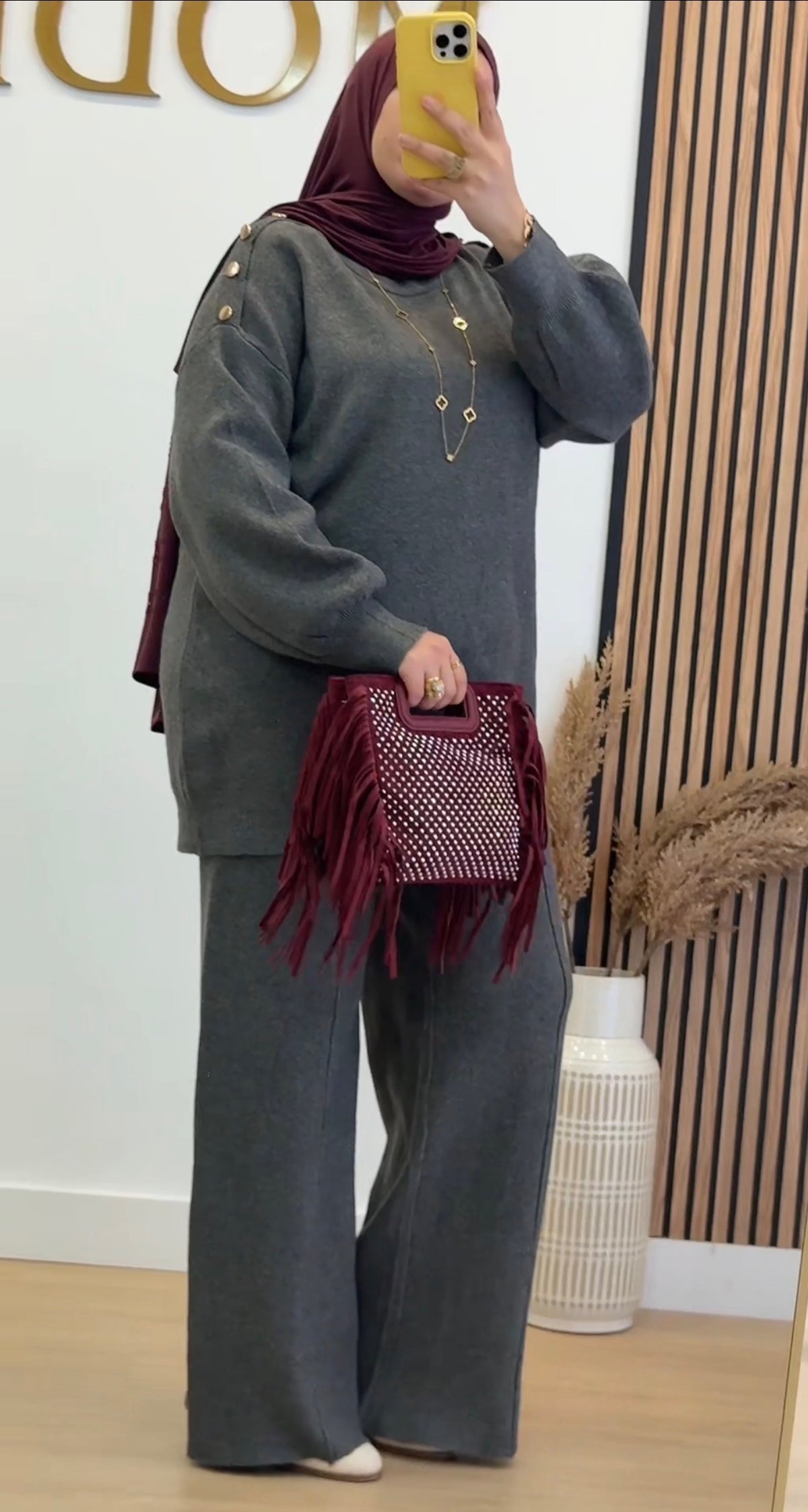 CONJUNTO MANAL
