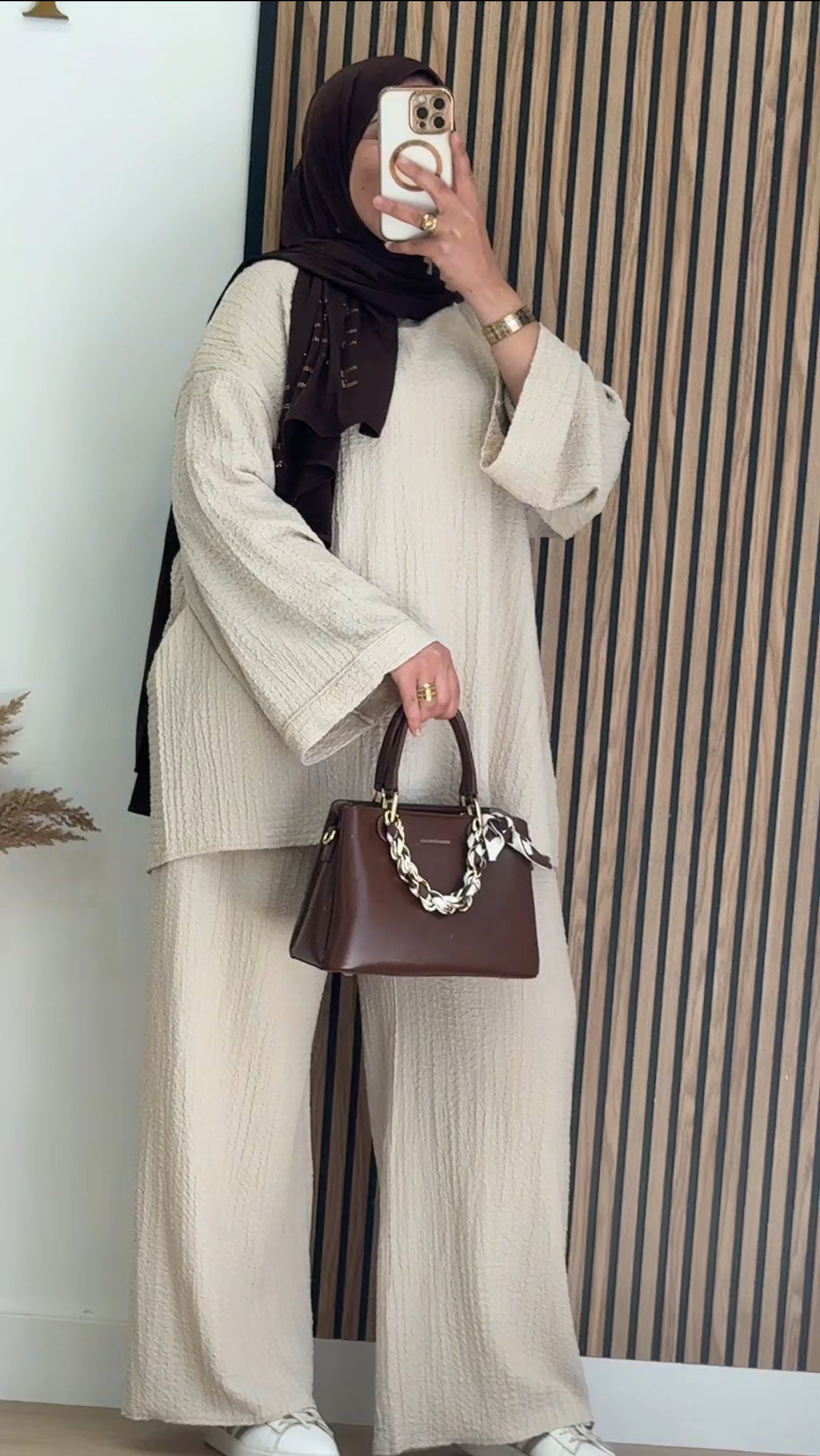 CONJUNTO SARA