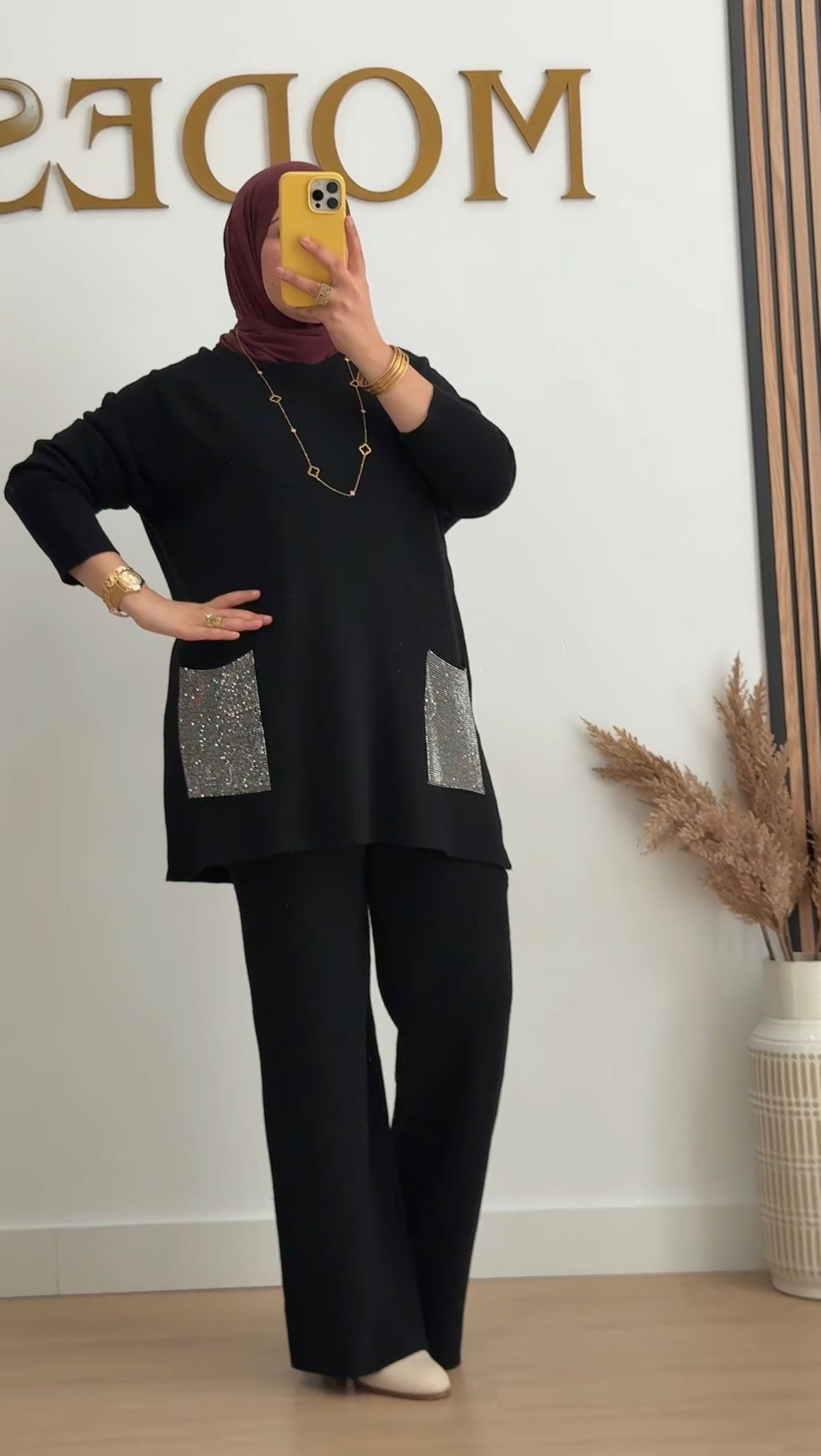 CONJUNTO GHALYA