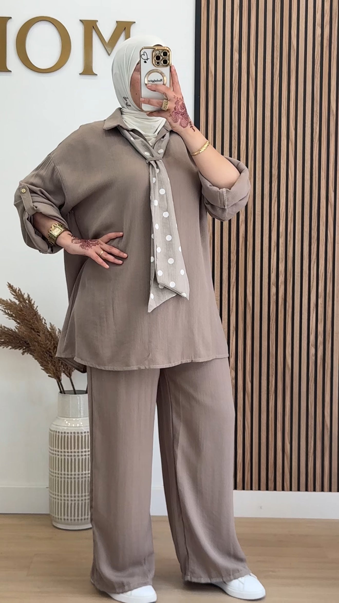 CONJUNTO KHAWLA